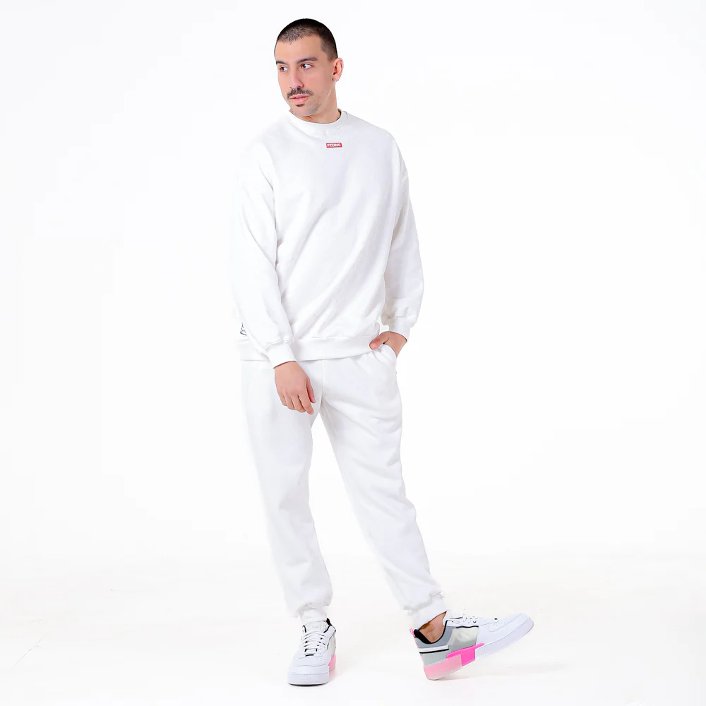 CALÇA MOLETOM FULL PRINT FTDNC OFF-WHITE - Image 3
