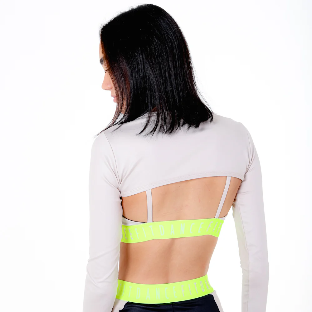 CASACO CROPPED CIRRE FITDANCE BEGE - Image 3
