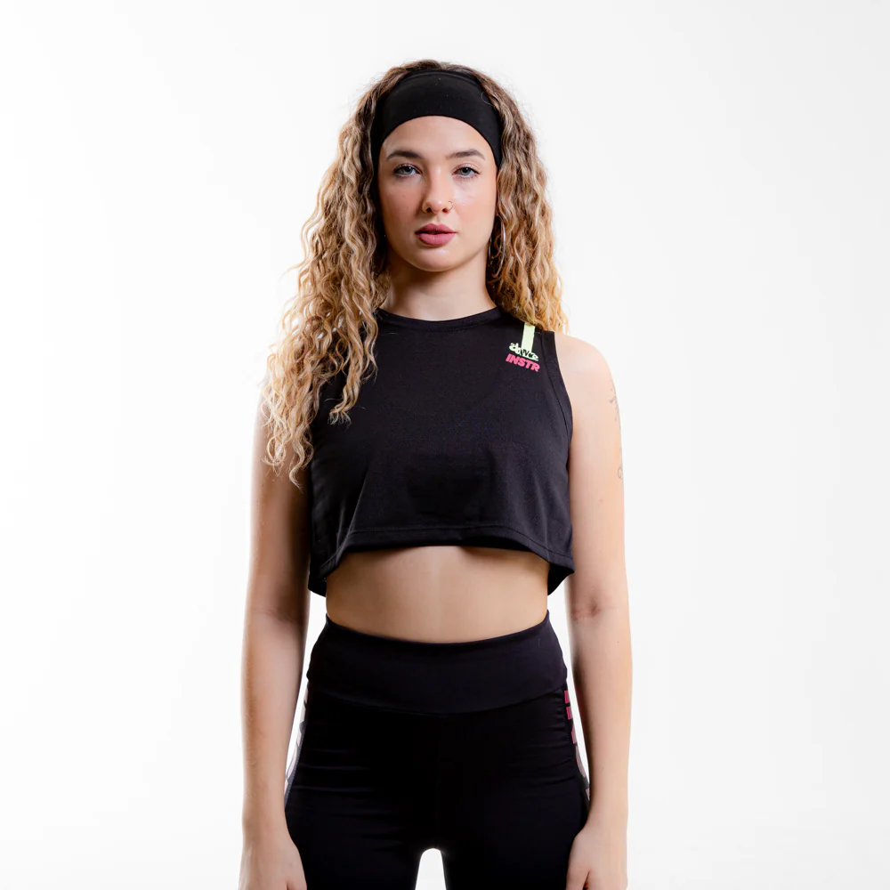 REGATA CROPPED FITDANCE INSTRUCTOR PRETO EST AMARELO - Image 9